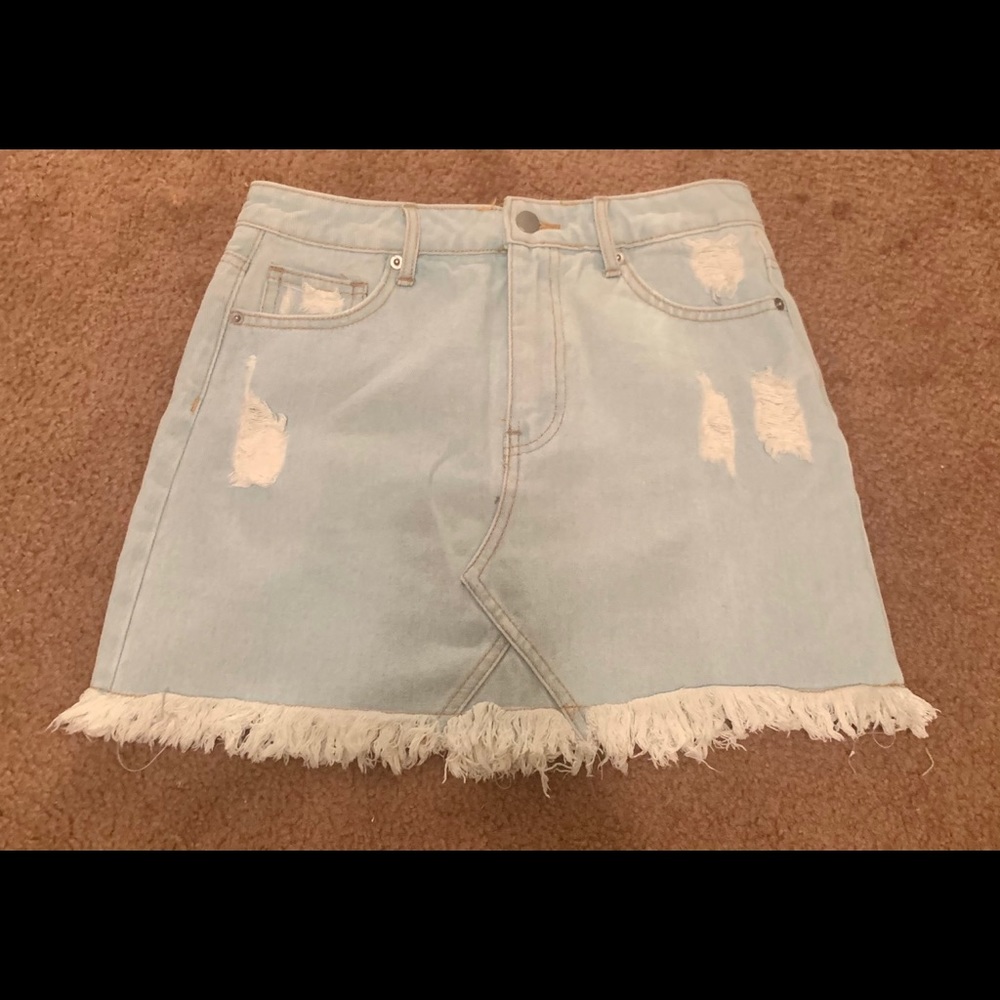 denim skirt